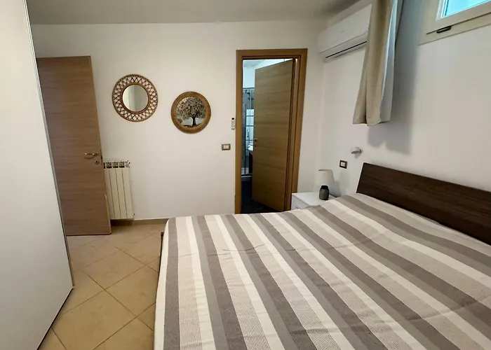 Morena With Exclusive Swimming Pool And Large Garden Villa