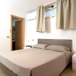 Morena With Exclusive Swimming Pool And Large Garden