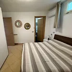 Morena With Exclusive Swimming Pool And Large Garden Villa