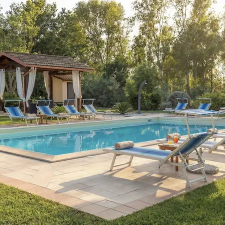 Morena With Exclusive Swimming Pool And Large Garden Villa *
