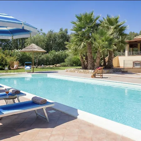 Villa Morena With Exclusive Swimming Pool And Large Garden *