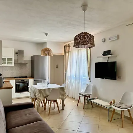 Morena With Exclusive Swimming Pool And Large Garden 빌라