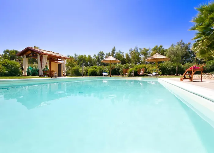 Villa Morena With Exclusive Swimming Pool And Large Garden *