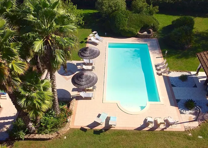 Villa Morena With Exclusive Swimming Pool And Large Garden *