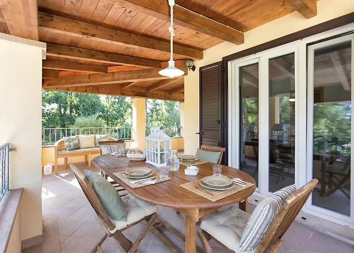 Villa Morena With Exclusive Swimming Pool And Large Garden Alghero