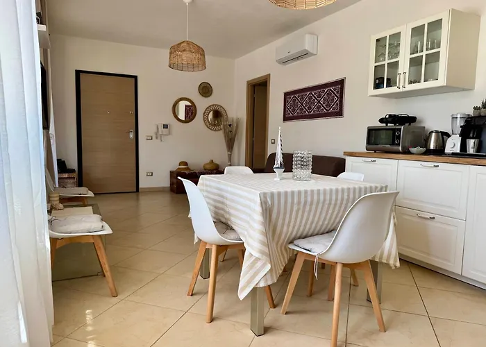 Morena With Exclusive Swimming Pool And Large Garden Villa Alghero